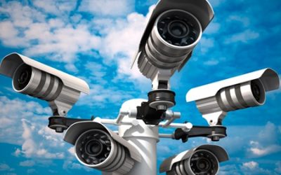 EN UNA COMUNITAT DE PROPIETARIS UN VEÍ POT INSTAL·LAR UNA CÀMERA DE VIDEOVIGILÀNCIA A LA SEVA PLAÇA D’APARCAMENT?